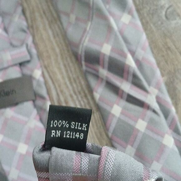 Calvin Klein CK gray purple business casual tie  NWOT - Picture 7 of 7